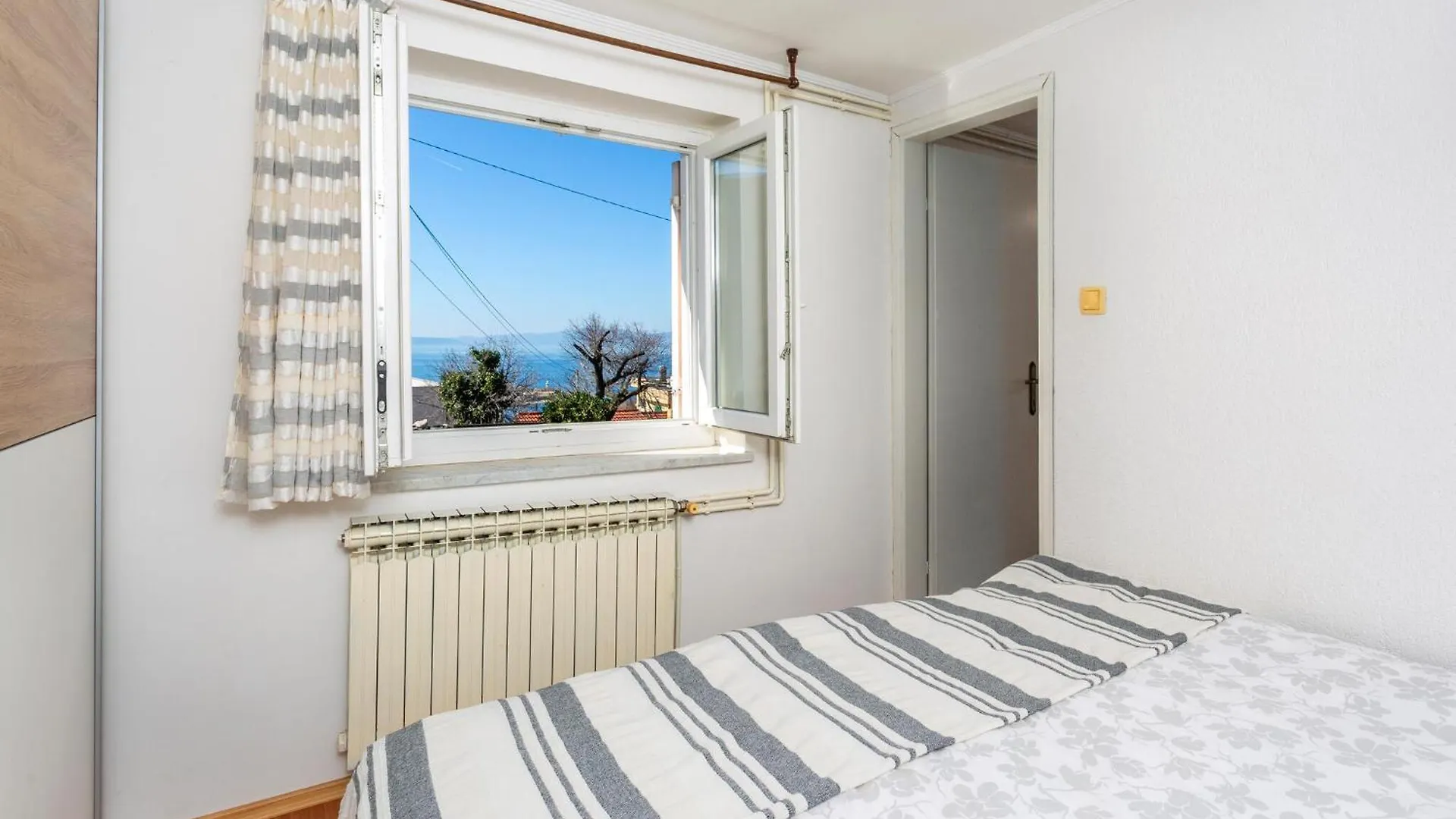 1 Bedroom Cozy Apartment In Kraljevica