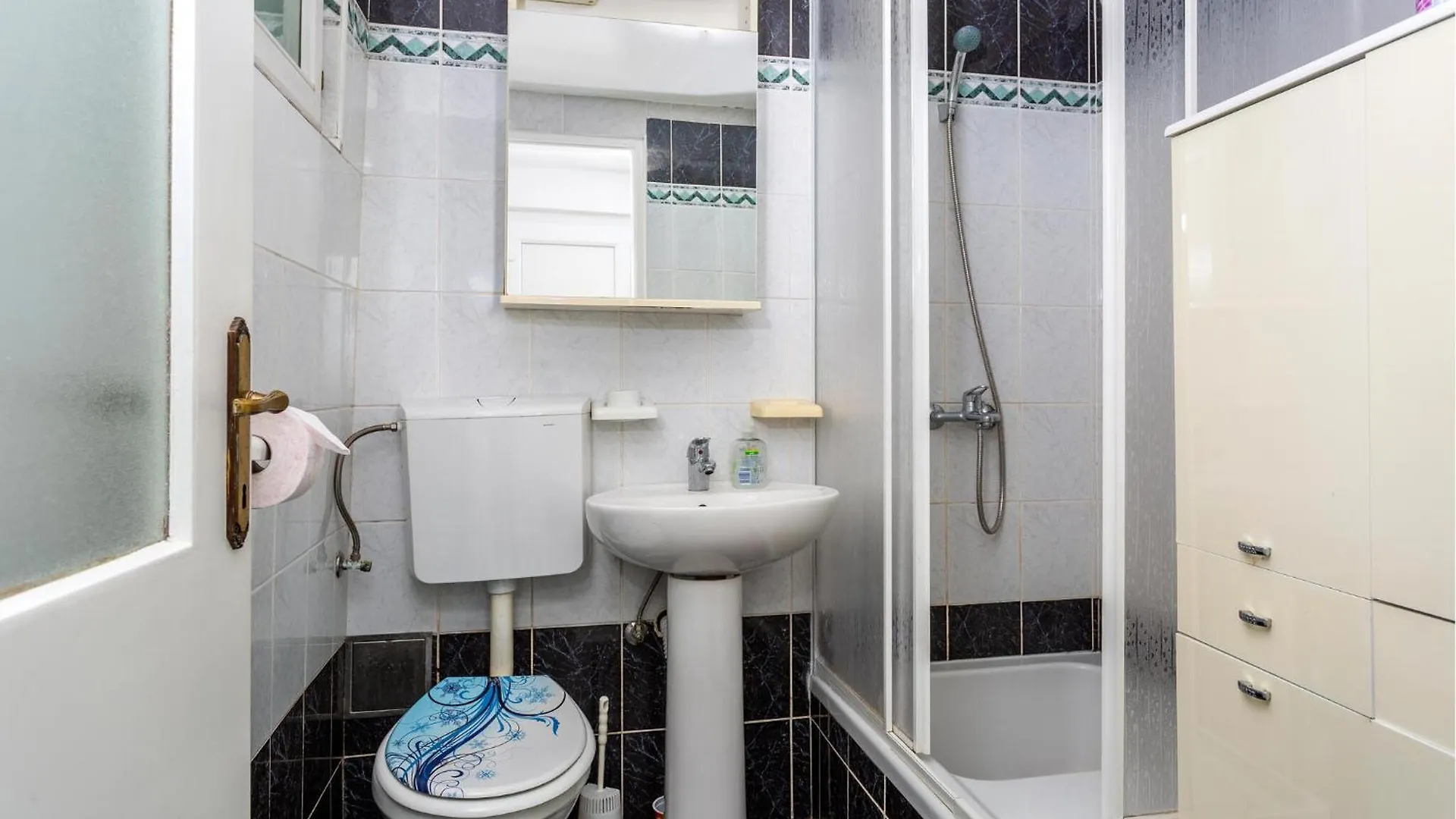 1 Bedroom Cozy Apartment In Kraljevica